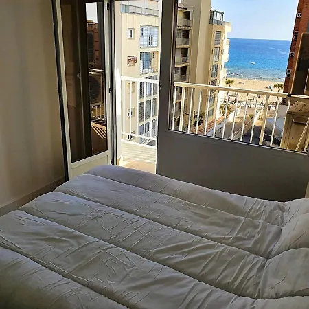 First Line With 3 Bedrooms And Seaviews Бенидорм