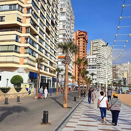 First Line With 3 Bedrooms And Seaviews Апартаменты Бенидорм