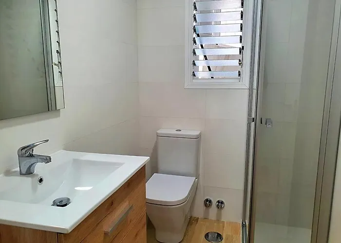 First Line With 3 Bedrooms And Seaviews Appartement