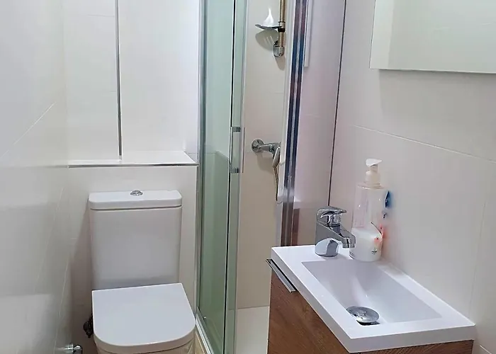 First Line With 3 Bedrooms And Seaviews *