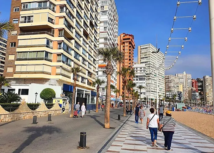 First Line With 3 Bedrooms And Seaviews Appartement Benidorm